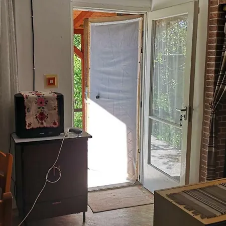 Apartman 1 *